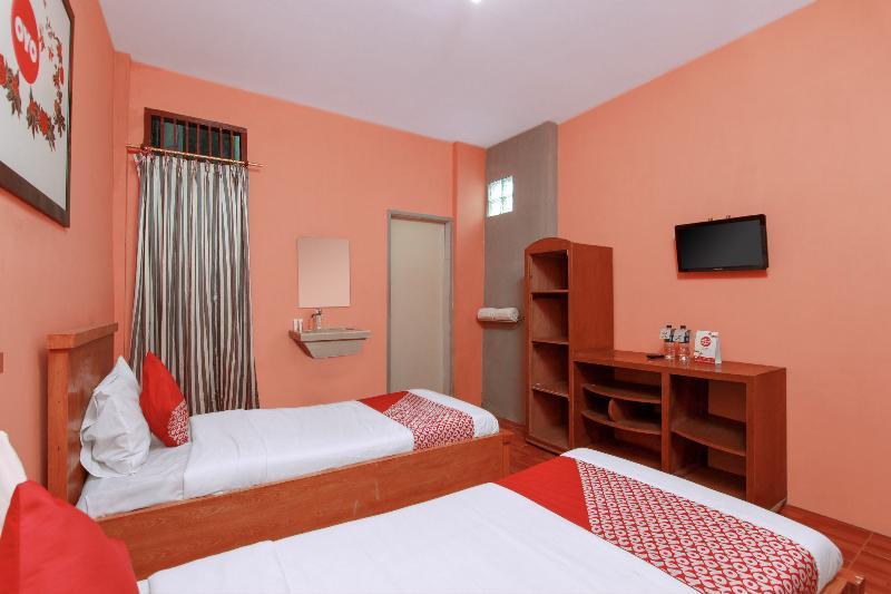 Reddoorz At Serdika Pavilion Berastagi Exteriér fotografie